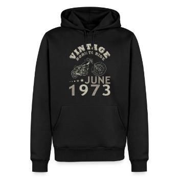 Moto motard Juin 1973 50 ans de dicton - Sweat à capuche Premium bio Homme - noir - Devant - Nico (187cm)
