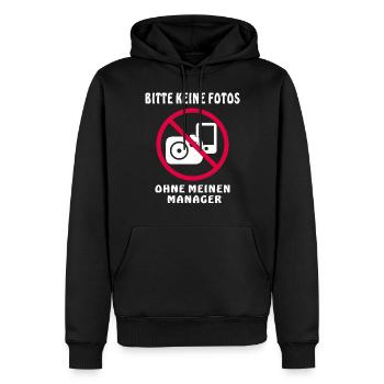 BITTE KEINE FOTOS OHNE MEINEN MANAGER - Männer Premium Bio Hoodie - Schwarz - Vorne - Nico (187cm)