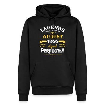 Vintage Aged To Perfection August 1966 - Männer Premium Bio Hoodie - Schwarz - Vorne - Nico (187cm)