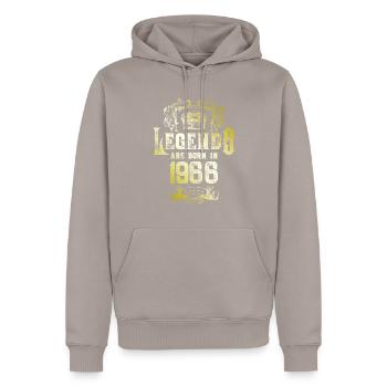 1966 Anniversaire des légendes - Sweat à capuche Premium bio Homme - taupe - Devant - Nico (187cm)
