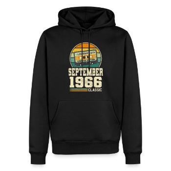 57ème anniversaire Septembre Millésime 1966 Millésime - Sweat à capuche Premium bio Homme - noir - Devant - Nico (187cm)