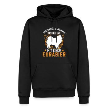 Mann mit Eurasier Eurasian Spitz - Männer Premium Bio Hoodie - Schwarz - Vorne - Nico (187cm)