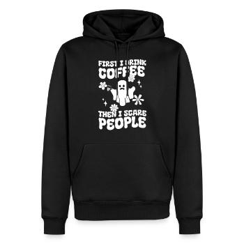 First I Drink Coffee Then I Scare People - Funny H - Männer Premium Bio Hoodie - Schwarz - Vorne - Nico (187cm)