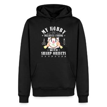 La couture croisée, mon passe-temps est la couture - Sweat à capuche Premium bio Homme - noir - Devant - Nico (187cm)