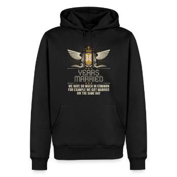 Wir haben viel gemeinsam 30.Hochzeitstag - Männer Premium Bio Hoodie - Schwarz - Vorne - Nico (187cm)