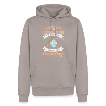 Lustiges Häkeln Design - Männer Premium Bio Hoodie - Taupe - Vorne - Nico (187cm)