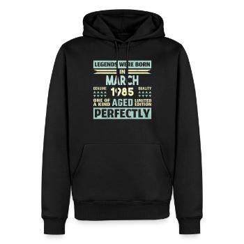 39. Geburtstag März Jahrgang 1985 Geschenkidee - Männer Premium Bio Hoodie - Schwarz - Vorne - Nico (187cm)