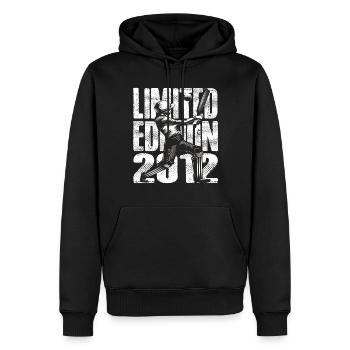 Limited Edition 2012 Limited Edition Cricket - Men’s Premium Organic Hoodie - black - Front - Nico (187cm)