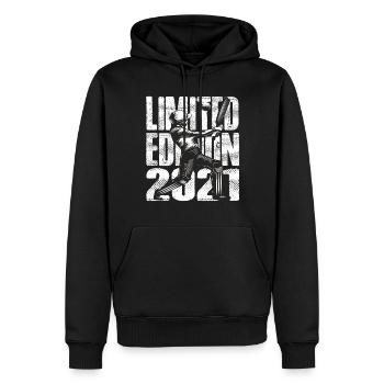 Limited Edition 2021 Limited Edition Cricket - Männer Premium Bio Hoodie - Schwarz - Vorne - Nico (187cm)