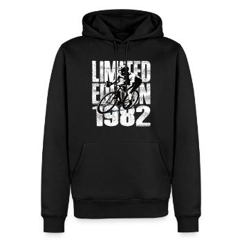Édition limitée 1982 édition limitée anniversaire - Sweat à capuche Premium bio Homme - noir - Devant - Nico (187cm)