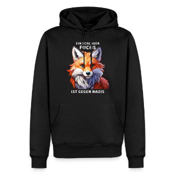 EIN SCHLAUER FUCHS IST GEGEN NAZIS - Männer Premium Bio Hoodie - Schwarz - Vorne - Nico (187cm)