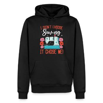 I didn't choose Sewing it chose me - Funny Sewing - Männer Premium Bio Hoodie - Schwarz - Vorne - Nico (187cm)