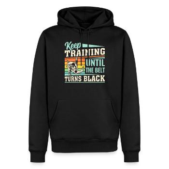 Keep training until the belt turns black - Judo fi - Männer Premium Bio Hoodie - Schwarz - Vorne - Nico (187cm)