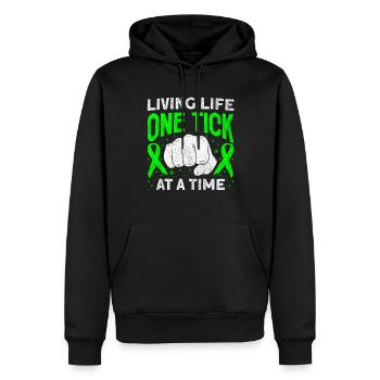 Sensibilisation à la maladie de Lyme Wear Green - Sweat à capuche Premium bio Homme - noir - Devant - Nico (187cm)