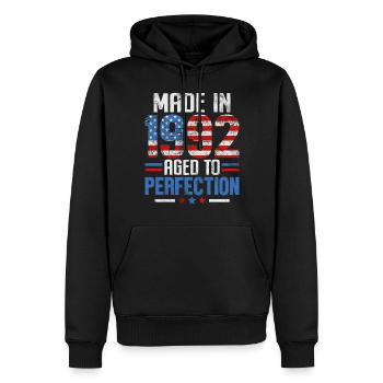Fabriqué En 1992 Vieilli à la perfection USA Drapeau Drôle - Sweat à capuche Premium bio Homme - noir - Devant - Nico (187cm)