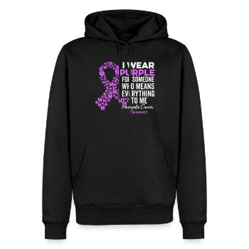 Ich trage Lila für jemanden, der mir alles bedeutet - Männer Premium Bio Hoodie - Schwarz - Vorne - Nico (187cm)