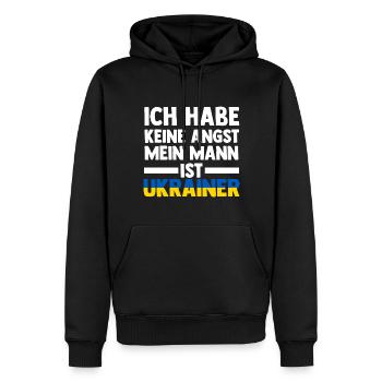 Ich habe keine Angst mein Mann ist Ukrainer - Männer Premium Bio Hoodie - Schwarz - Vorne - Nico (187cm)