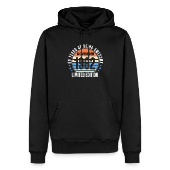 November 1962 - Männer Premium Bio Hoodie - Schwarz - Vorne - Nico (187cm)
