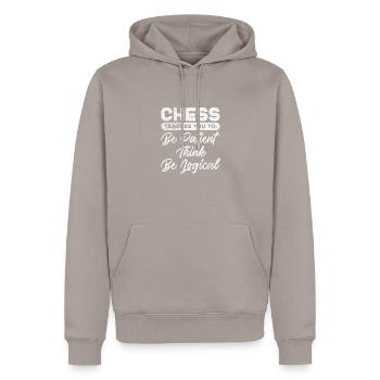 Schach - Männer Premium Bio Hoodie - Taupe - Vorne - Nico (187cm)
