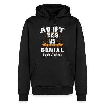 83 Ans Anniversaire Vintage Né(e) en Août 1939 - Sweat à capuche Premium bio Homme - noir - Devant - Nico (187cm)
