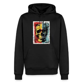 Totenschädel auf farbiger Retro-Briefmarke - Männer Premium Bio Hoodie - Schwarz - Vorne - Nico (187cm)