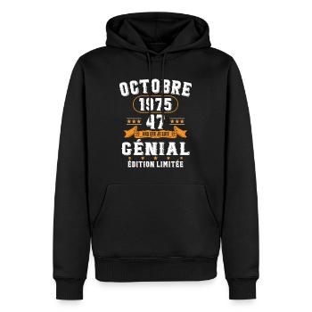 47 Ans Anniversaire Vintage Né(e) en Octobre 1975 - Sweat à capuche Premium bio Homme - noir - Devant - Nico (187cm)
