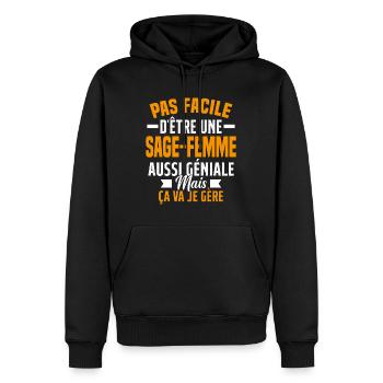 sage-femme et géniale mais ça va je gère - Sweat à capuche Premium bio Homme - noir - Devant - Nico (187cm)