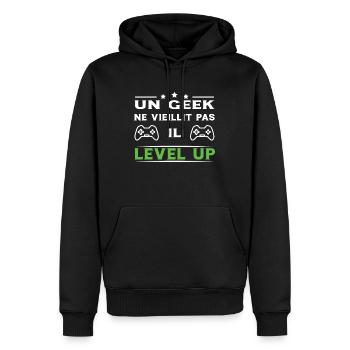 Un geek ne vieillit pas il level up - Sweat à capuche Premium bio Homme - noir - Devant - Nico (187cm)