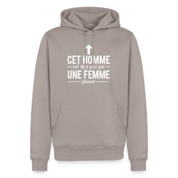 Cet homme est deja pris par une femme jalouse - Sweat à capuche Premium bio Homme - taupe - Devant - Nico (187cm)