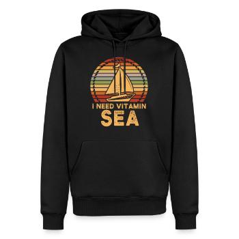 Boot, Schiff, Segeln Spruch I need vitamine sea - Männer Premium Bio Hoodie - Schwarz - Vorne - Nico (187cm)