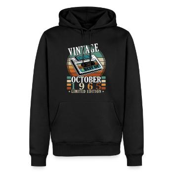 Octobre 1965 Cadeau 1965 Anniversaire Octobre 1965 - Sweat à capuche Premium bio Homme - noir - Devant - Nico (187cm)