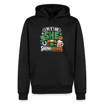 I put the She in Shenanigans | St. Patrick's Day - Männer Premium Bio Hoodie - Schwarz - Vorne - Nico (187cm)