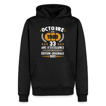 Cadeau D'anniversaire Rétro 33 Ans Octobre 1989 - Sweat à capuche Premium bio Homme - noir - Devant - Nico (187cm)