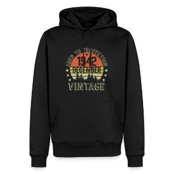 Retro Geburtstagsgeschenk - Geboren im Dezember 1942 - Männer Premium Bio Hoodie - Schwarz - Vorne - Nico (187cm)