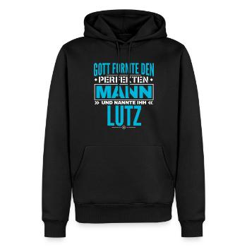 Lutz Name Design - Männer Premium Bio Hoodie - Schwarz - Vorne - Nico (187cm)