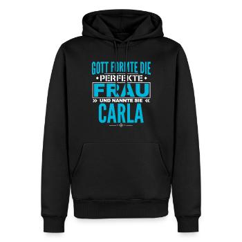 Carla Name Design - Männer Premium Bio Hoodie - Schwarz - Vorne - Nico (187cm)