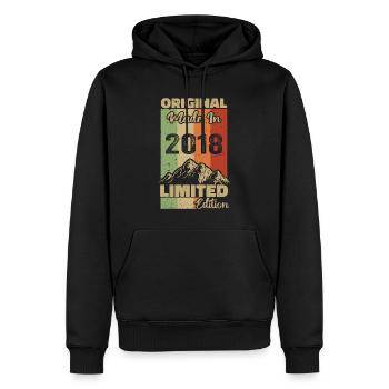 2018 Original - Made in 2018 - Limited Edition - Männer Premium Bio Hoodie - Schwarz - Vorne - Nico (187cm)