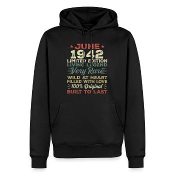 Juin 1942 Anniversaire Juin 1942 Cadeau Juin 1942 - Sweat à capuche Premium bio Homme - noir - Devant - Nico (187cm)