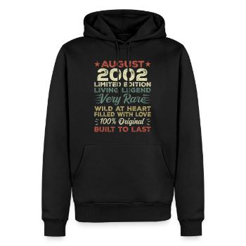 August 2002 - Geschenkidee Für August 2002 - 2002 - Männer Premium Bio Hoodie - Schwarz - Vorne - Nico (187cm)