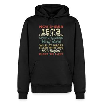 Légende Depuis novembre 1973 Né en novembre 1973 - Sweat à capuche Premium bio Homme - noir - Devant - Nico (187cm)