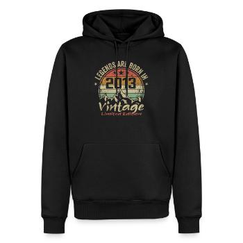 Die Legenden wurden 2013 - 2013 geboren - Männer Premium Bio Hoodie - Schwarz - Vorne - Nico (187cm)
