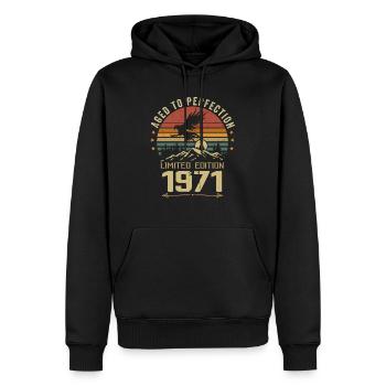 1971 Original Vintage Retro 1971 Jubiläum - Männer Premium Bio Hoodie - Schwarz - Vorne - Nico (187cm)