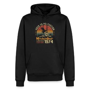 Die Legenden wurden im November 1974 - 1974 geboren - Männer Premium Bio Hoodie - Schwarz - Vorne - Nico (187cm)