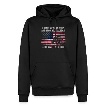 Ich bleibe nicht immer stehen und schaue mir Traktoren an - Männer Premium Bio Hoodie - Schwarz - Vorne - Nico (187cm)