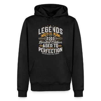 Cadeau rétro vintage vintage d’anniversaire 2006 - Sweat à capuche Premium bio Homme - noir - Devant - Nico (187cm)