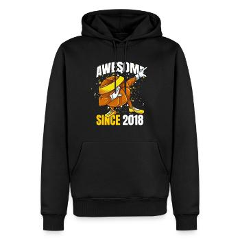 Genial seit 2018 - 5. Basketball-Geburtstag - Männer Premium Bio Hoodie - Schwarz - Vorne - Nico (187cm)