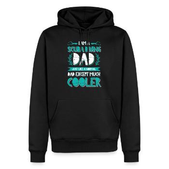 dad papa tauchen - Männer Premium Bio Hoodie - Schwarz - Vorne - Nico (187cm)