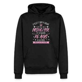 Une princesse et d'avoir 76 ans, Cadeau 76 ans - Sweat à capuche Premium bio Homme - noir - Devant - Nico (187cm)