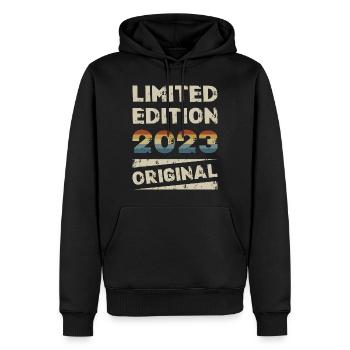 Limited Edition Geburtstag Party Jahrgang 2023 - Männer Premium Bio Hoodie - Schwarz - Vorne - Nico (187cm)