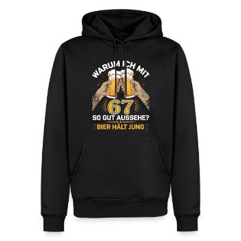 Pourquoi est-ce que j’ai l’air si bien à 67 ans ? La bière vous garde jeune - Sweat à capuche Premium bio Homme - noir - Devant - Nico (187cm)